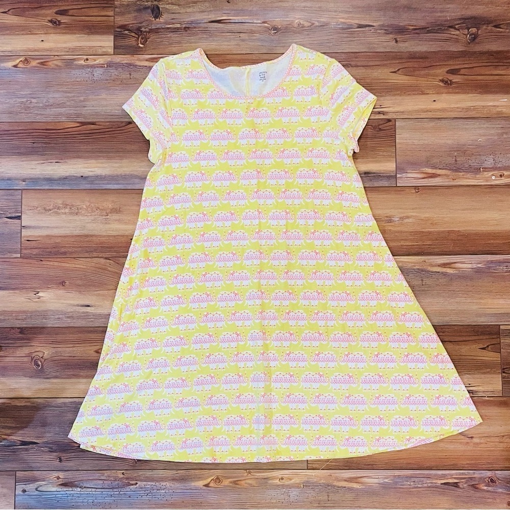 Women’s crown & ivy beach Yellow, Red and Pink Elephant Print Dress/Coverup Sz M